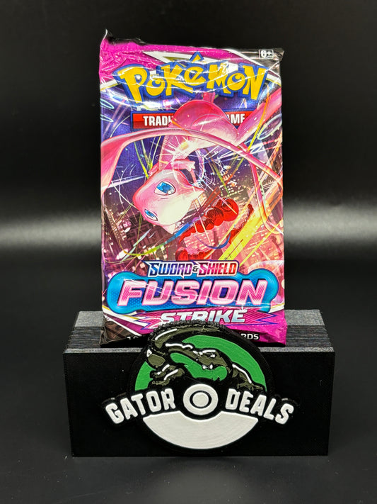 Pokemon TCG: Sword and Shield - Fusion Strike Booster Pack